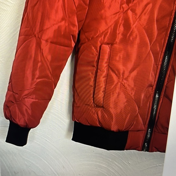 Men's Small Bomber Style Jacket Lars Amadeus Quilted Lightweight Burgundy NWT - Picture 3 of 8